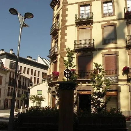 Hostal Paris-2